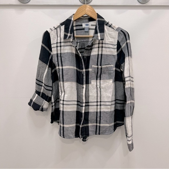 𝅺WOMENS plaid long sleeve shirt - Picture 1 of 3